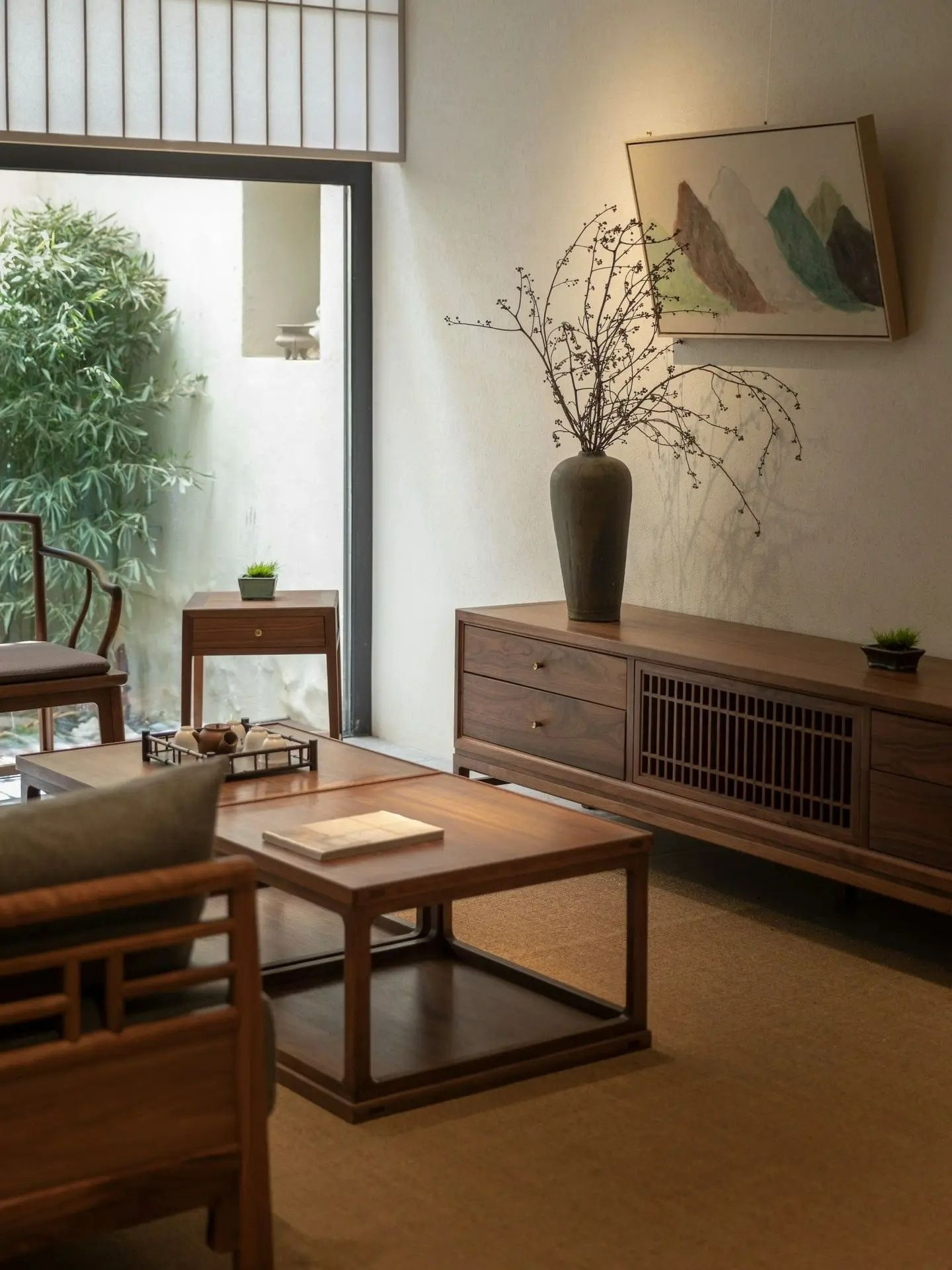 新中式家具定制應(yīng)該注意以下幾點！